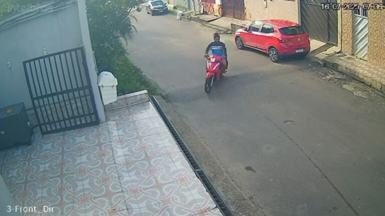VÍDEO: casal em motocicleta vermelha aterroriza moradores com assaltos no Nova Cidade