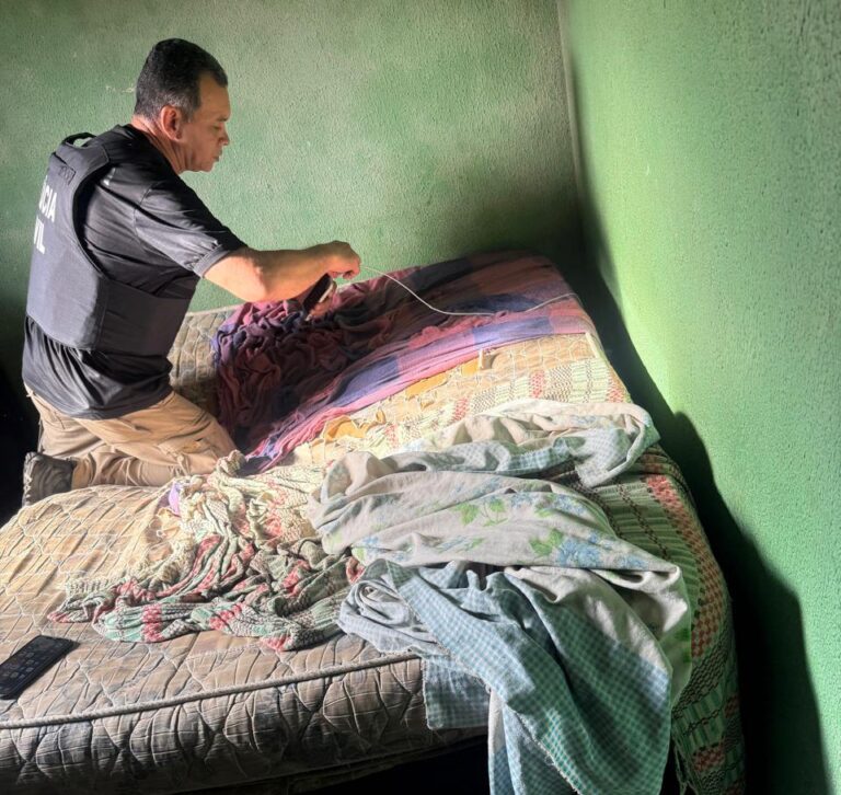 Dois homens são presos suspeitos de dopar e estuprar adolescente de 15 anos em Manacapuru