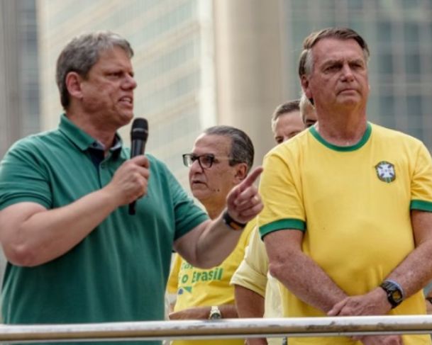 Tarcísio de Freitas manifesta apoio à Bolsonaro: “As humilhações trazem tristeza”