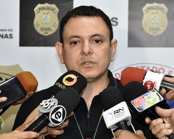 Delegado falando sobre Pezão