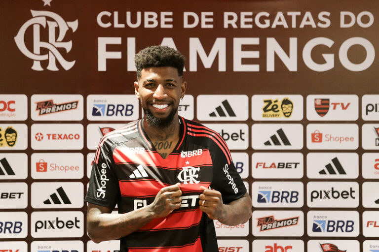 Emerson Royal (Foto: Gilvan de Souza/Flamengo)