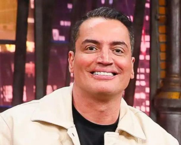 Léo Dias troca SBT pela Band e deve assumir programa de entrevistas: "decisão baseada em um plano de carreira"