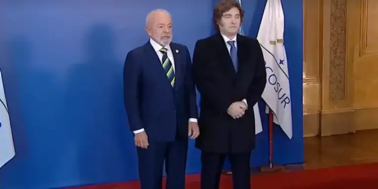 Venezuela: Javier Milei evita diálogo com Lula e declara apoio a família Bolsonaro