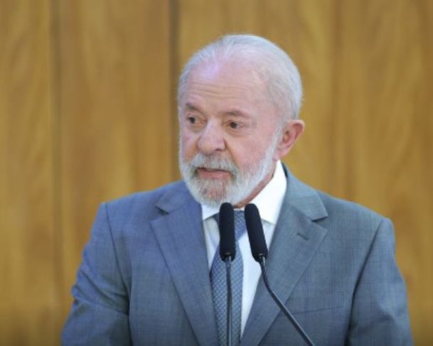 Lula assina decreto que regulamenta Lei da Reciprocidade Comercial