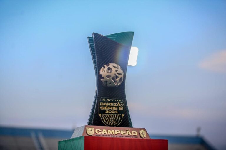 Troféu da Série B do Barezão (Foto: Deborah Melo/FAF)