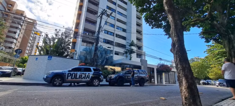 Criança de 10 anos morre após cair de do quarto andar de prédio em Fortaleza