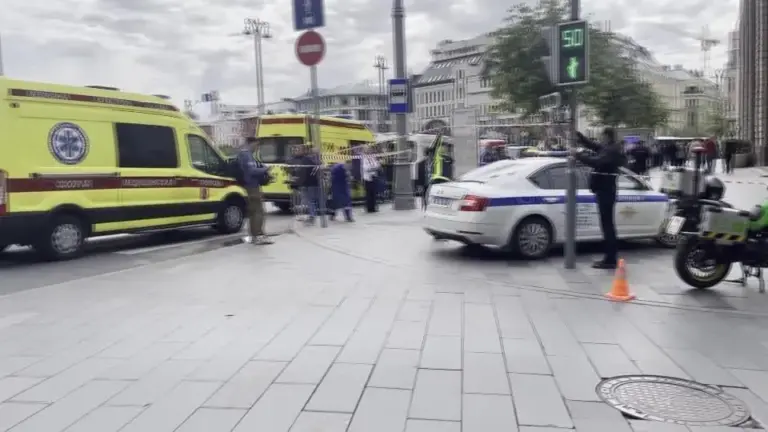 VÍDEO: Explosão em loja de brinquedos deixa ao menos um morto e vários feridos em Moscou