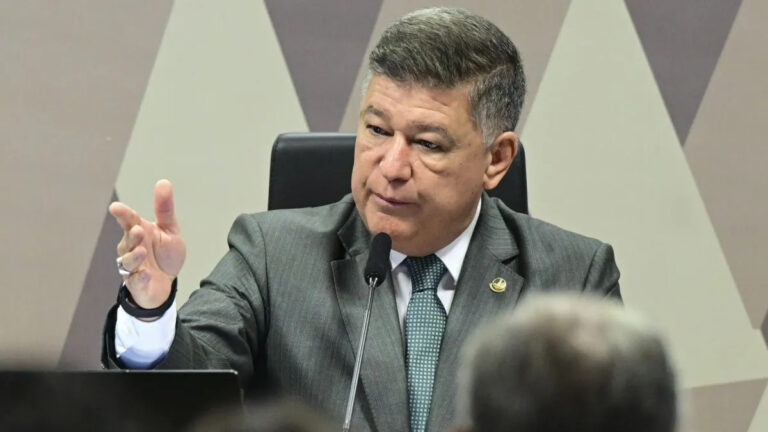 CPMI aprova convocação do "Careca do INSS" e ex-presidentes do órgão; irmão de Lula não será chamado