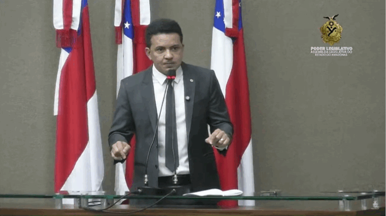 CPI Asfalta Manaus foi proposta pelo deputado estadual Delegado Péricles (PL) - (Foto: TV Aleam).