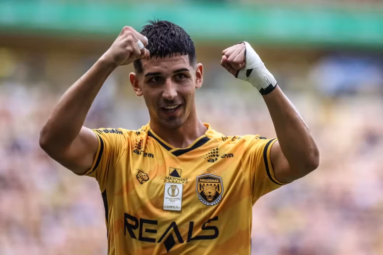 Ivan Alvariño, zagueiro do Amazonas FC (Foto: Fernando Vasconcelos)