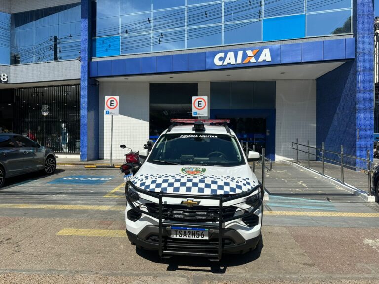 Casal é preso ao tentar roubar benefício social de idosa em agência bancária de Manaus