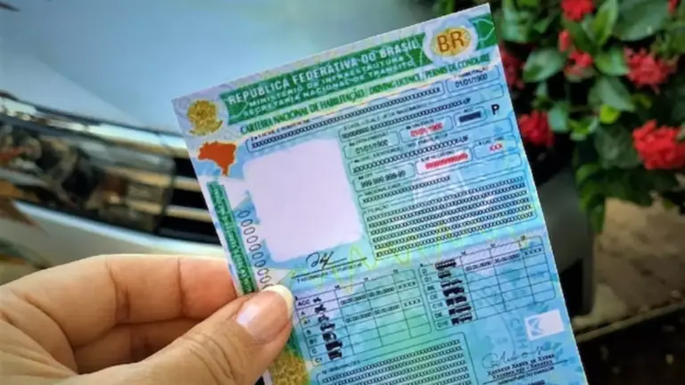 Carteira Nacional de Habilitação.