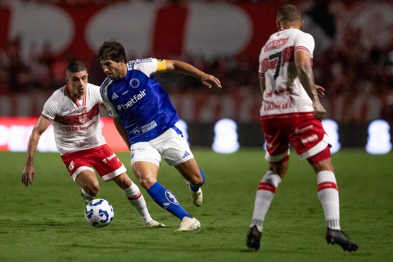 CRB x Cruzeiro, no Rei Pelé. CRB x Cruzeiro pela Copa do Brasil, no Rei Pelé (Foto: Rafael Vieira/Cruzeiro)