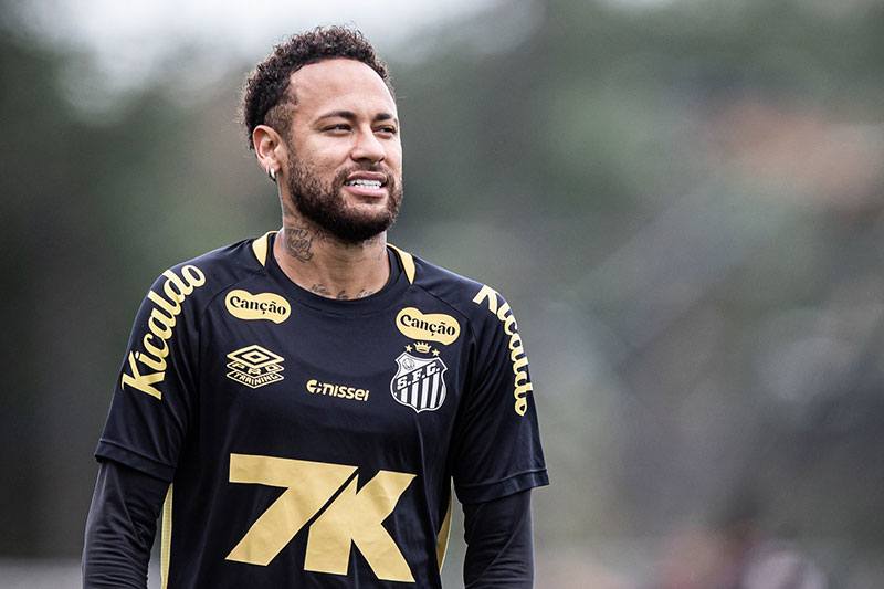 Neymar em treino no CT Rei Pelé (Foto: Raul Baretta/Santos FC)