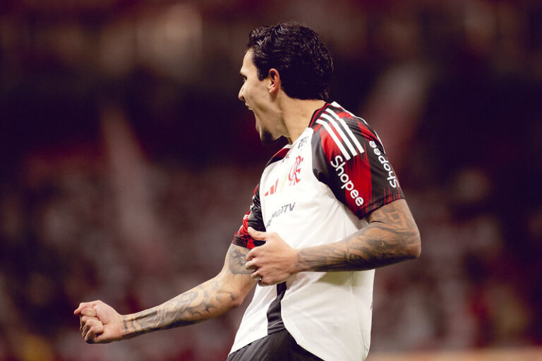 Flamengo e Internacional se enfrentam nesta quarta-feira (20) pela Libertadores; veja horário e onde assistir