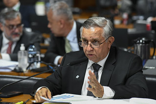 Pedido de vista de senador do PL adia análise da isenção do IR para quem ganha até R$ 5 mil