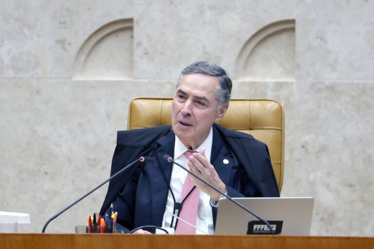 Barroso se despede da presidência do STF e diz que corte cumpriu papel mesmo com "custos pessoais"