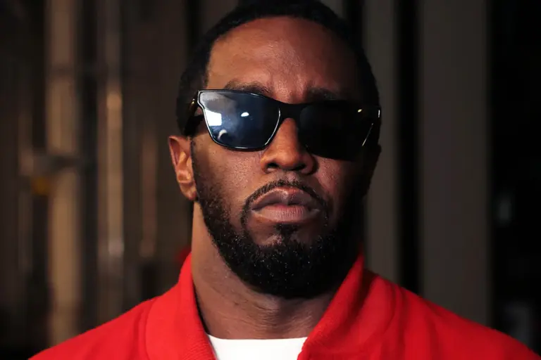 Antes da sentença, Sean “Diddy” Combs ministra curso de empreendedorismo na prisão