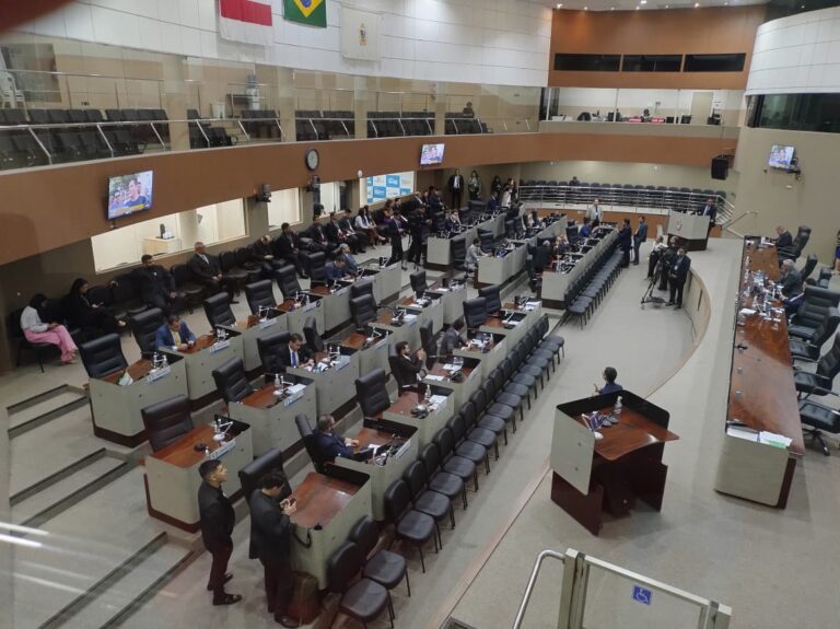 Vereador compara avanço de projeto sobre taxa de condomínios à Abolição da Escravatura