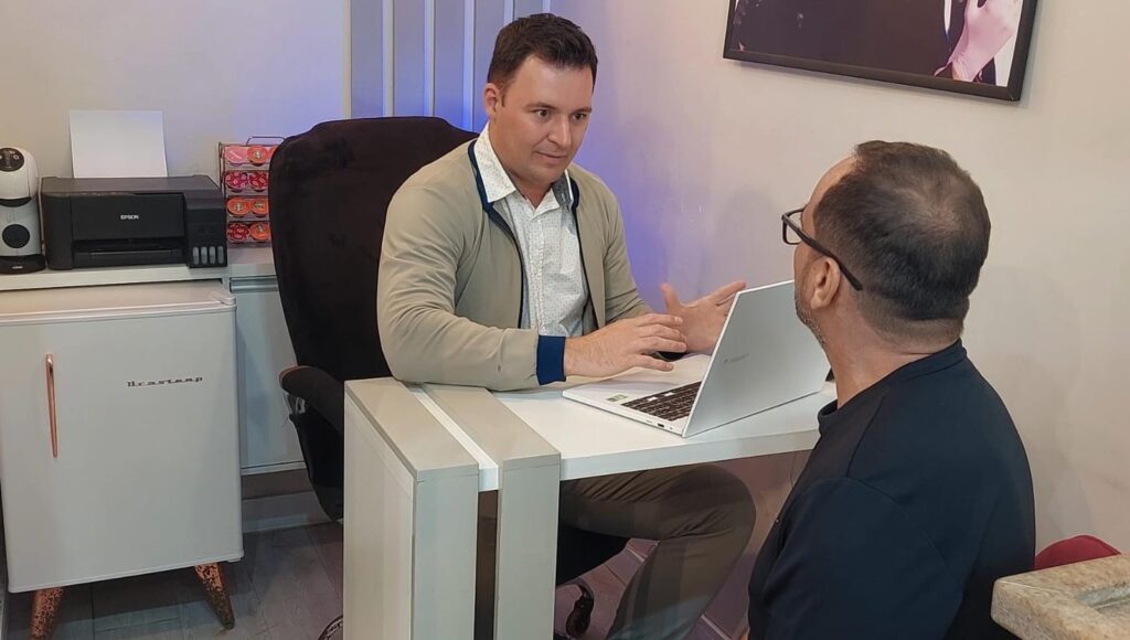 DR. Paulo Grandal - Cirurgião Dentista