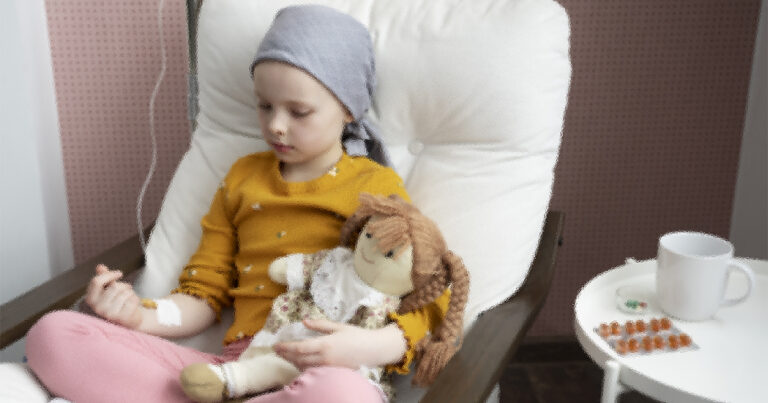 Setembro Dourado: Especialista alerta para importância do diagnóstico precoce do câncer infantil