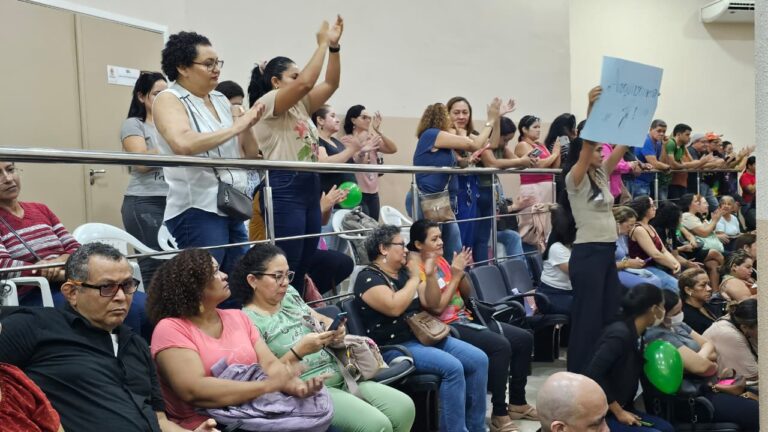 Na CMM, audiência sobre reforma da Previdência fica tensa e é quase suspensa