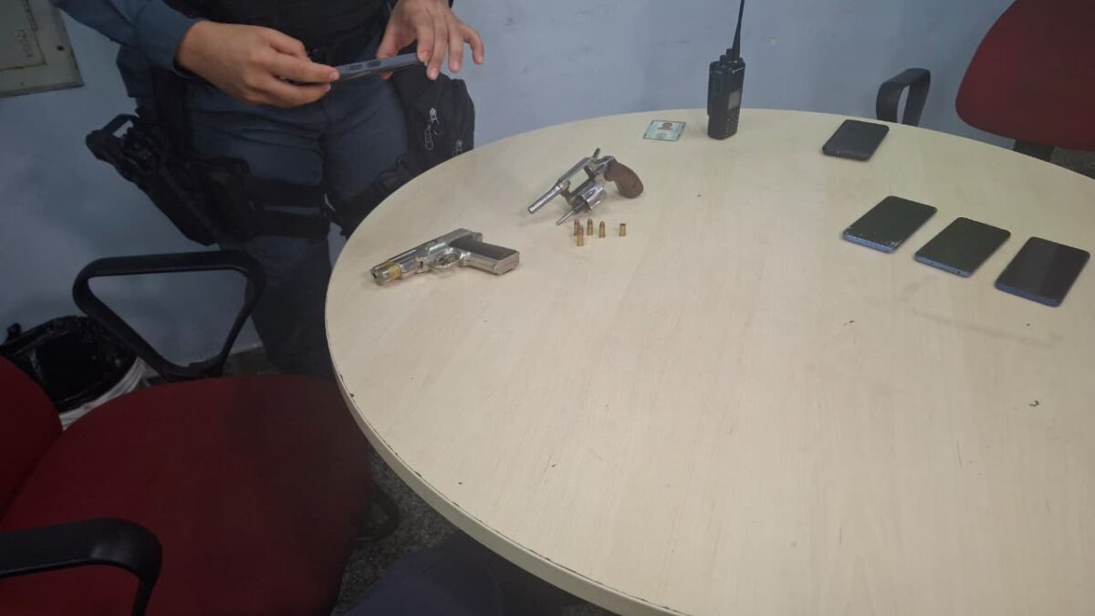 Suspeito de assalto é morto e outro é baleado durante confronto com a polícia em Manaus