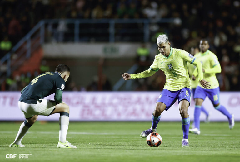 Com modificações, Brasil é derrotado pela Bolívia, que avança para a repescagem (Foto: Rafael Ribeiro/CBF)