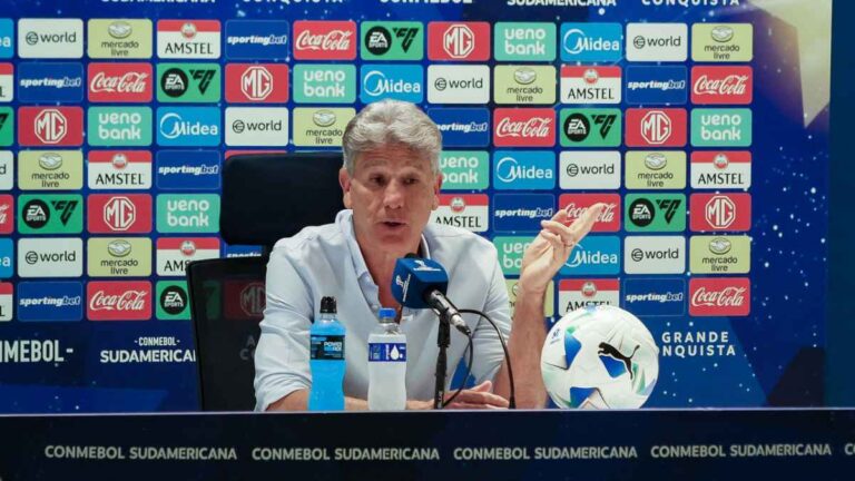 Renato Gaúcho pede demissão do Fluminense, após eliminação da Sul-Americana