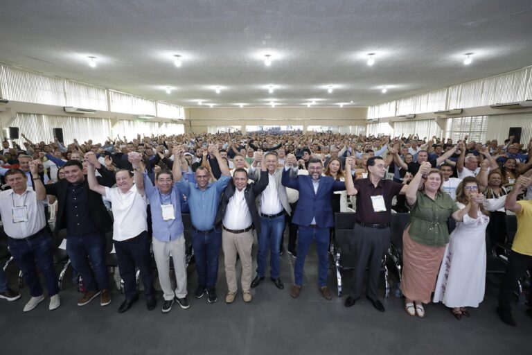 Colpadam mostra força do voto evangélico e movimenta política no Amazonas Colpadam mostra força do voto evangélico e movimenta política no Amazonas