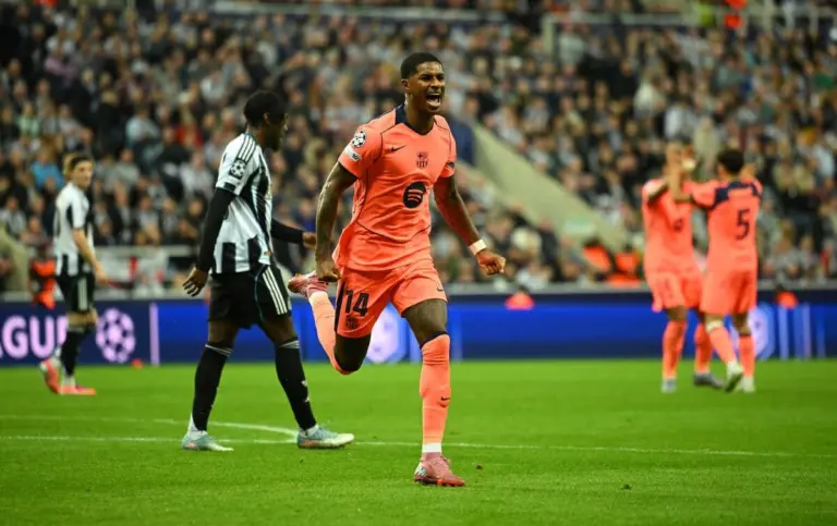 Rashford se destaca e Barça vence na estreia da Champions Rashford se destaca e Barça vence na estreia da Champions