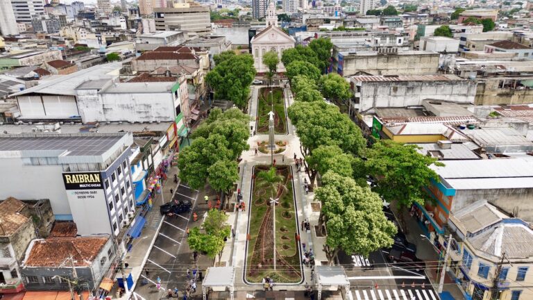 Praça dos Remédios é entregue revitalizada e se torna palco das celebrações dos 356 anos de Manaus Praça dos Remédios é entregue revitalizada e se torna palco das celebrações dos 356 anos de Manaus