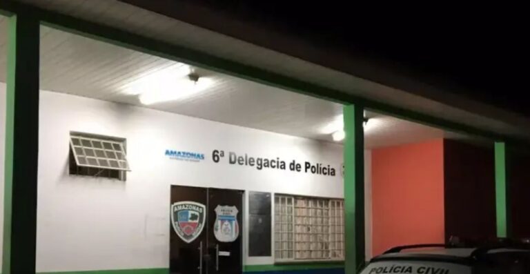 Mulher é resgatada de cativeiro onde era torturada por integrantes de facção em Manaus Mulher é resgatada de cativeiro onde era torturada por integrantes de facção em Manaus