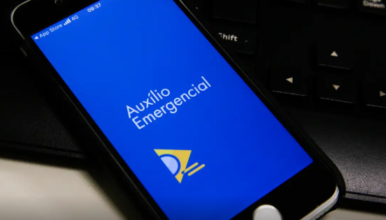 Famílias terão que devolver quase R$ 480 milhões do auxílio emergencial Famílias terão que devolver quase R$ 480 milhões do auxílio emergencial