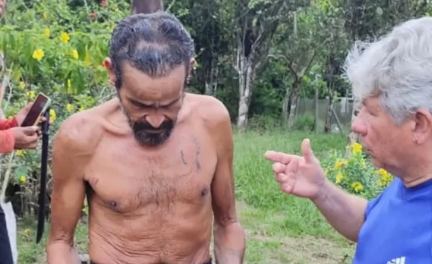 Agricultor é resgatado após passar 3 dias perdido em floresta no Amazonas Agricultor é resgatado após passar 3 dias perdido em floresta no Amazonas