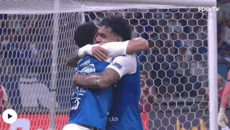 Cruzeiro volta a vencer no Brasileirão ao derrotar Fortaleza por 1 a 0 Cruzeiro volta a vencer no Brasileirão ao derrotar Fortaleza por 1 a 0