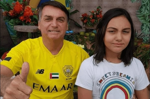 Bolsonaro e filha Laura