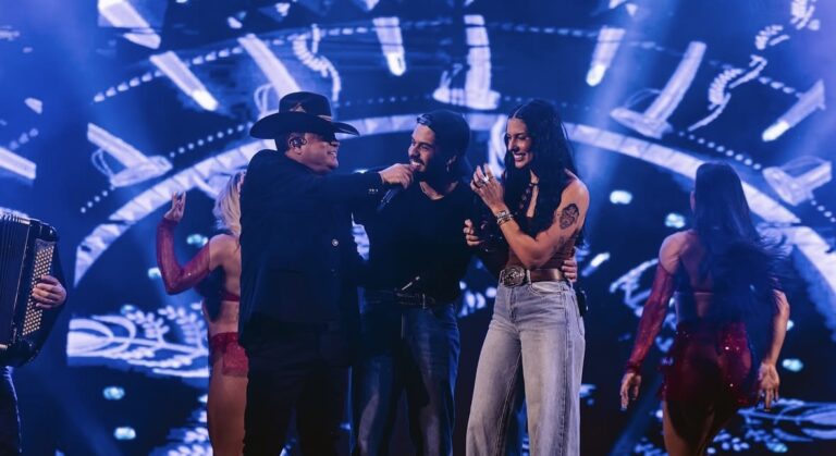 Ana Castela e Zé Felipe fazem participação no show de Leonardo no Paraná Ana Castela e Zé Felipe fazem participação no show de Leonardo no Paraná