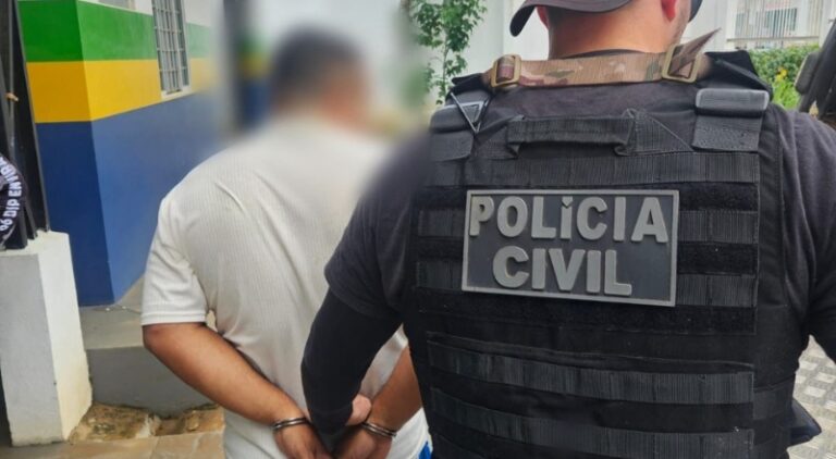 Avô postiço é preso por estuprar criança de 9 anos em Envira; crimes aconteciam na casa da família Avô postiço é preso por estuprar criança de 9 anos em Envira; crimes aconteciam na casa da família