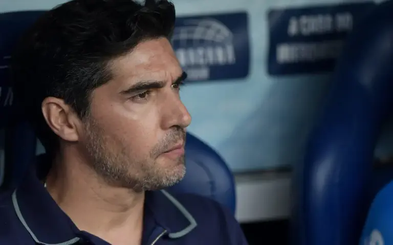 Derrota por 3 a 0 para a LDU é a maior de Abel à frente do Palmeiras em jogos eliminatórios Derrota por 3 a 0 para a LDU é a maior de Abel à frente do Palmeiras em jogos eliminatórios