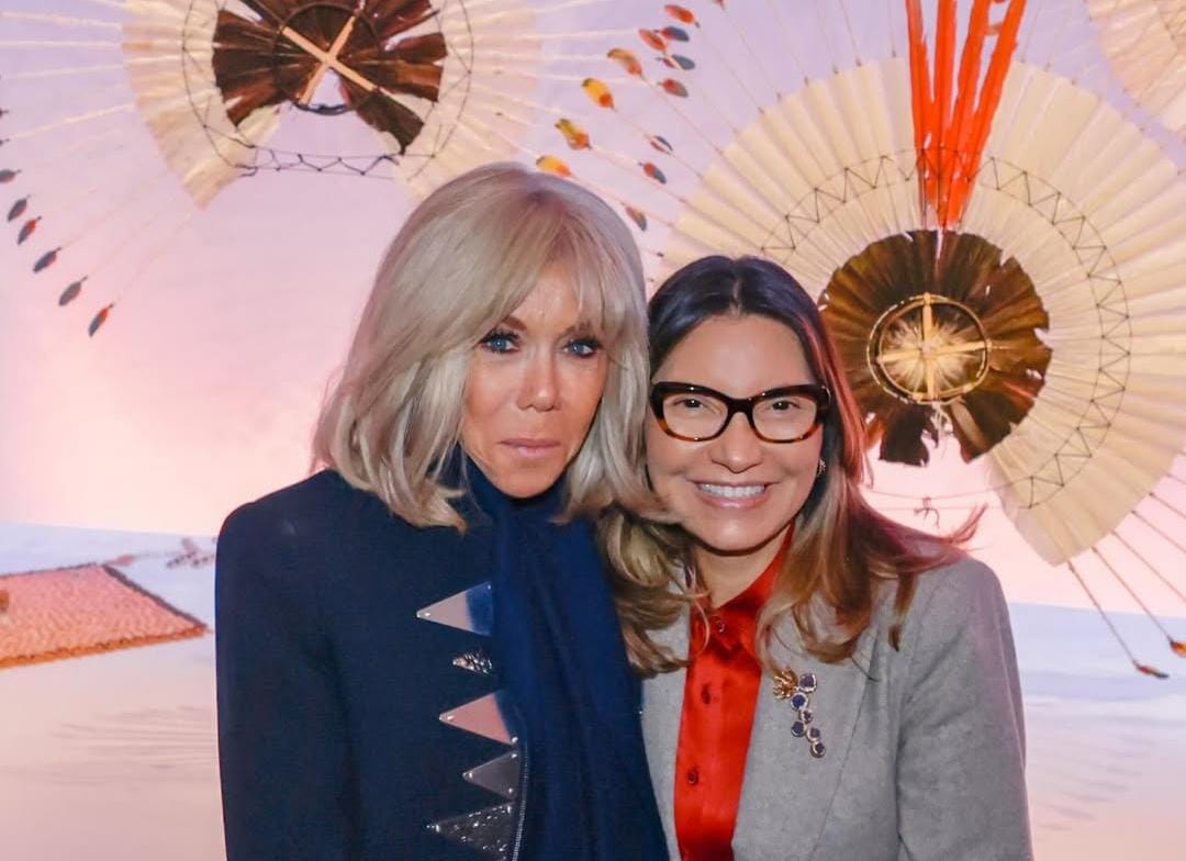 Em Paris, Janja se encontra com Brigitte Macron e visita exposição sobre Amazônia