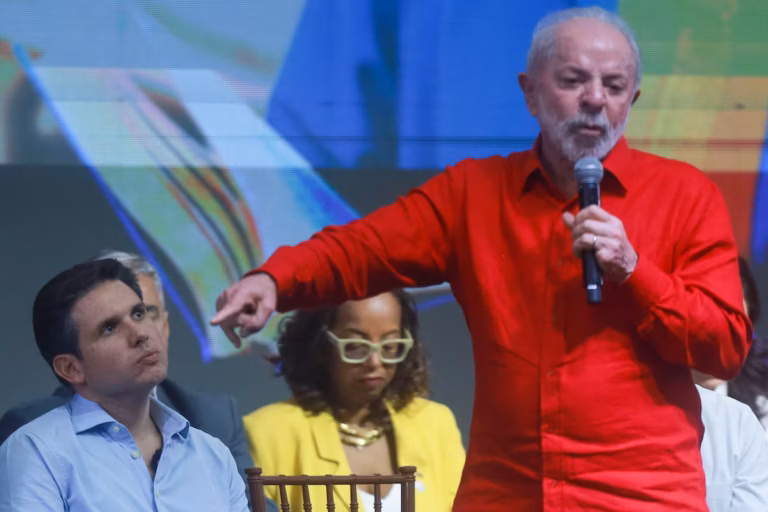 Em evento com Motta, Lula diz que Congresso nunca teve “tão baixo nível” Em evento com Motta, Lula diz que Congresso nunca teve “tão baixo nível”