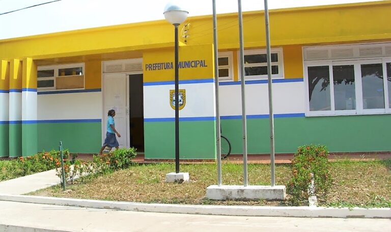 Construção de escola com 13 salas de aula em Urucará vai custar R$ 12,5 milhões Construção de escola com 13 salas de aula em Urucará vai custar R$ 12,5 milhões