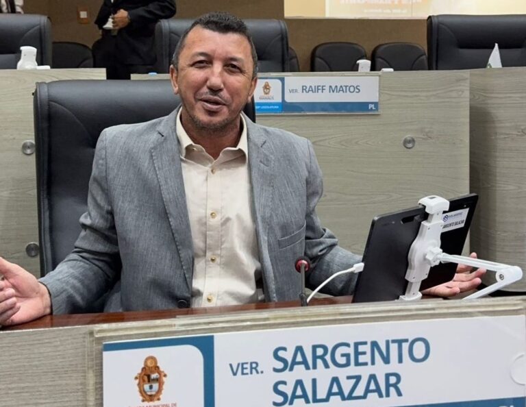 Em visita, Sassá cogita retorno à CMM por decisão da Justiça e reacende rivalidade na bancada de Salazar Em visita, Sassá cogita retorno à CMM por decisão da Justiça e reacende rivalidade na bancada de Salazar