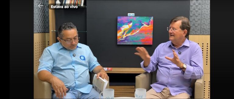 Zé Ricardo chama atenção para papel do vereador e critica uso de recursos públicos em festas