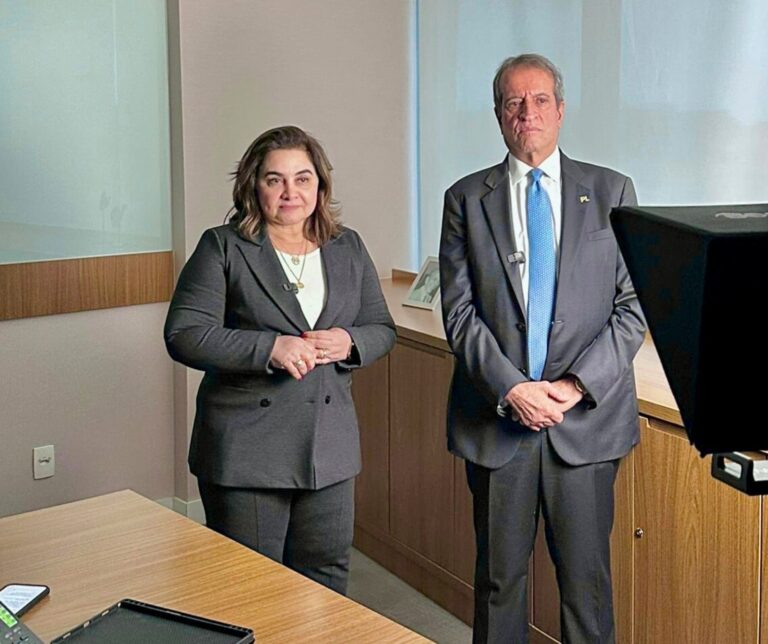 Com aval de Bolsonaro e Michelle, Maria do Carmo segue como candidata do PL ao Governo do AM