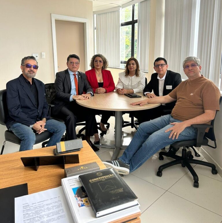 Comitê Anticorrupção quer celeridade em processo de cassação de Rosinaldo Bual na CMM Comitê Anticorrupção quer celeridade em processo de cassação de Rosinaldo Bual na CMM