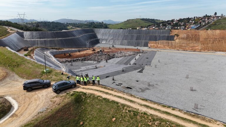 Obras do novo aterro sanitário em Iranduba devem gerar mais de 100 empregos; veja as áreas Obras do novo aterro sanitário em Iranduba devem gerar mais de 100 empregos; veja as áreas