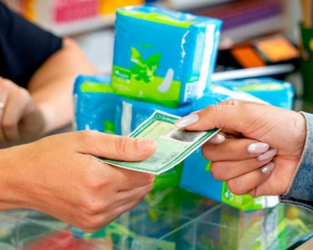 Governo Federal vai facilitar acesso a absorventes para mulheres inscritas no CadÚnico Governo Federal vai facilitar acesso a absorventes para mulheres inscritas no CadÚnico