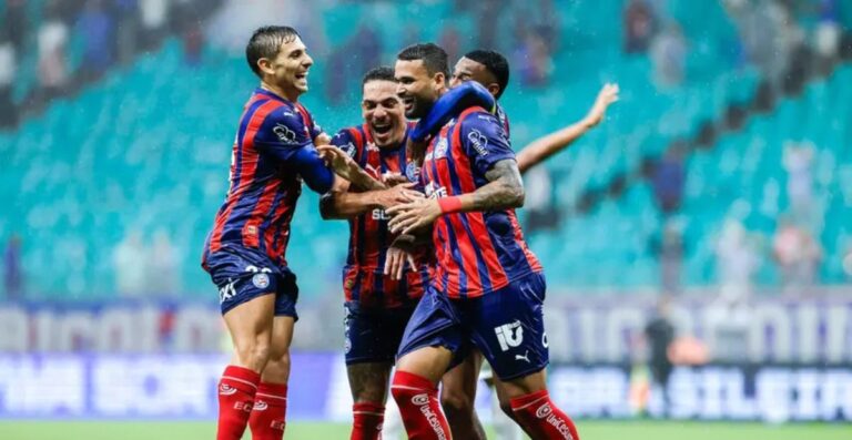 Bahia vence o Inter em noite chuvosa na Fonte Nova e encosta no G-4 Bahia vence o Inter em noite chuvosa na Fonte Nova e encosta no G-4